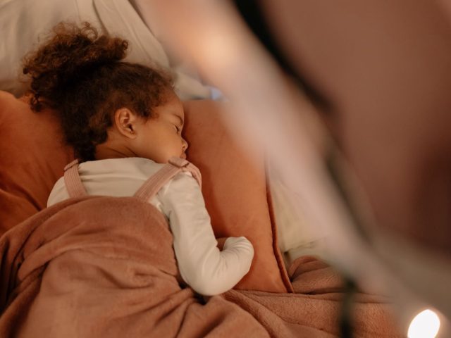 Guide : rituels et routines pour améliorer le sommeil des enfants